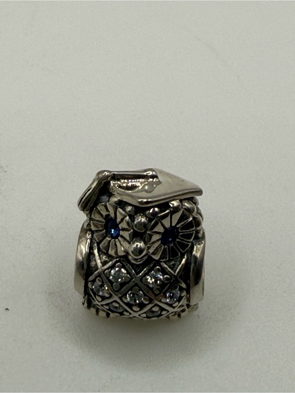 Tiny Little Graduation Owl w Blue Eyes & Cap w Tassle! - Picture 2 of 6